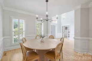 7701 Walthall Ct, Charlotte, NC 28210 - Photo 9