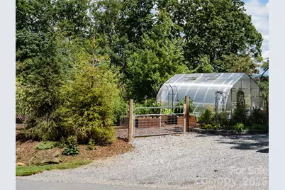 1043 Moss Creek Lane #69, Swannanoa, NC 28778 - Photo 33