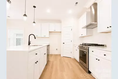 1220 N Sharon Amity Road, Charlotte, NC 28211 - Photo 5
