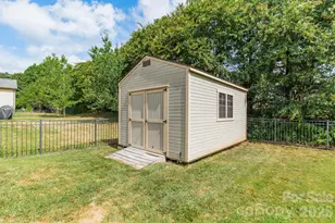 281 Fischer Rd, Fort Mill, SC 29715 - Photo 39
