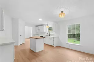 398 Staton Rd, Flat Rock, NC 28731 - Photo 15