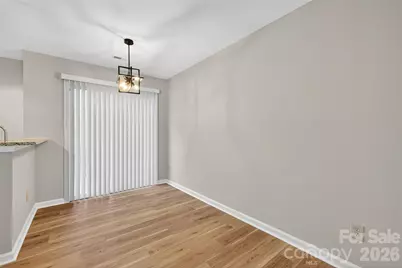 6407 Windsor Gate Lane, Charlotte, NC 28215 - Photo 9