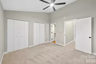 6407 Windsor Gate Ln, Charlotte, NC 28215 - Photo 13