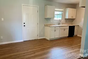 3523 Spring Terrace Ln, Charlotte, NC 28269 - Photo 15