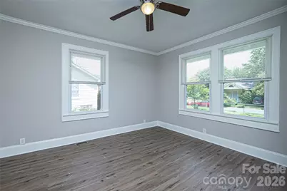 1113 W 5th Avenue, Gastonia, NC 28052 - Photo 15