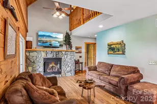 1064 Point of View Dr, Waynesville, NC 28785 - Photo 11