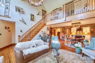 910 California Creek Rd, Mars Hill, NC 28754 - Photo 15
