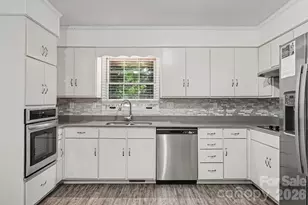 5505 Trossacks Ct, Charlotte, NC 28212 - Photo 7