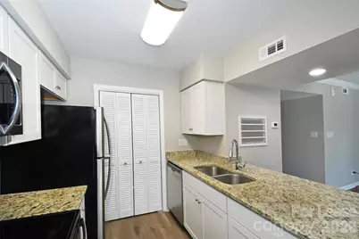 11185 Harrowfield Road, Charlotte, NC 28226 - Photo 9