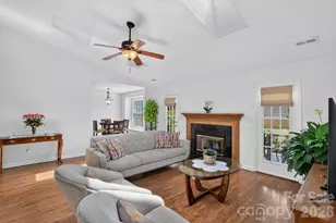 906 Woodhill Dr, Fletcher, NC 28732 - Photo 9