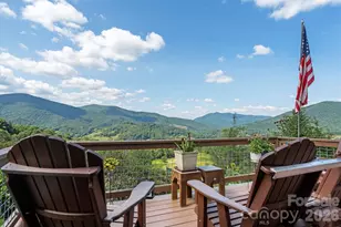 1013 Perry Rd, West Jefferson, NC 28694 - Photo 7