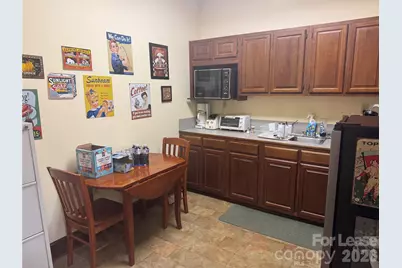 20462 Chartwell Center Drive, Cornelius, NC 28031 - Photo 5