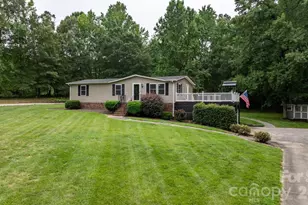 4091 Little Mountain Rd, Newton, NC 28658 - Photo 5