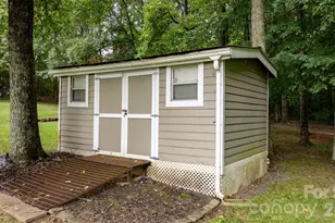 4091 Little Mountain Rd, Newton, NC 28658 - Photo 23