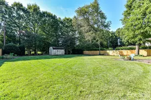 911 Lansdowne Rd, Charlotte, NC 28270 - Photo 13
