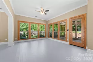 5010 Ardenwoods Dr, Charlotte, NC 28215 - Photo 5