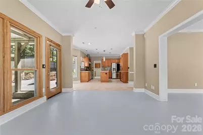 5010 Ardenwoods Drive, Charlotte, NC 28215 - Photo 9