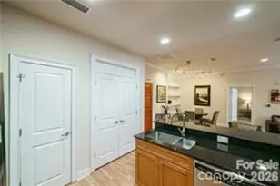 435 S Tryon St, Charlotte, NC 28202 - Photo 17