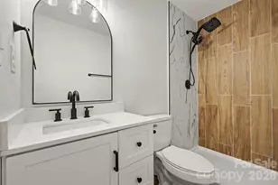323 Whispering Pines Dr, Charlotte, NC 28217 - Photo 17
