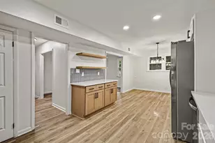 323 Whispering Pines Dr, Charlotte, NC 28217 - Photo 11