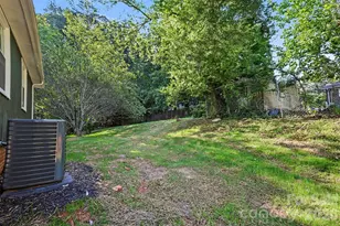 323 Whispering Pines Dr, Charlotte, NC 28217 - Photo 27