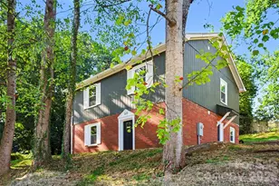 323 Whispering Pines Dr, Charlotte, NC 28217 - Photo 3
