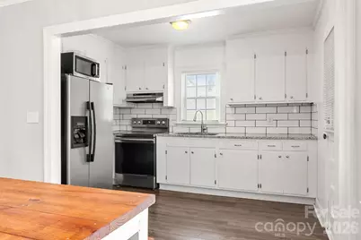 623 E 4th Avenue, Gastonia, NC 28054 - Photo 9