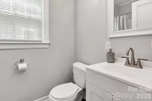 623 E 4th Ave, Gastonia, NC 28054 - Photo 13