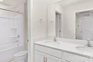 2126 10th St SE, Hickory, NC 28602 - Photo 17