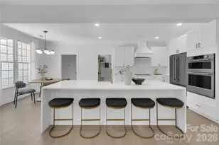 9438 Valley Rd, Charlotte, NC 28270 - Photo 7