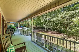 34 Lakeside Dr, Marion, NC 28752 - Photo 5