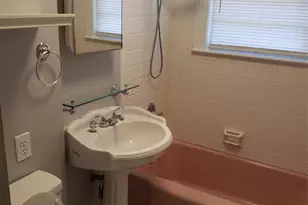 938 W Warren St, Shelby, NC 28150 - Photo 9