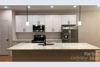 4817 Victoria Avenue, Charlotte, NC 28269 - Photo 3