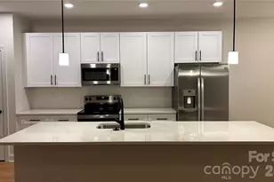 4817 Victoria Ave, Charlotte, NC 28269 - Photo 3