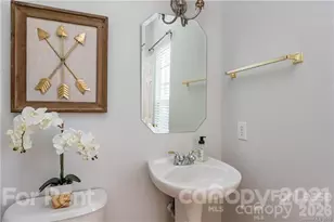 5537 Werburgh St, Charlotte, NC 28209 - Photo 5