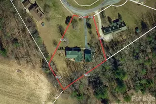 176 Chelsea Nix Ln, Hendersonville, NC 28792 - Photo 37