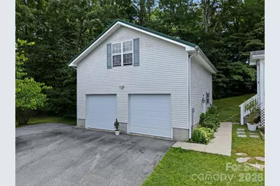 176 Chelsea Nix Lane, Hendersonville, NC 28792 - Photo 21