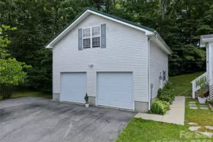 176 Chelsea Nix Ln, Hendersonville, NC 28792 - Photo 21