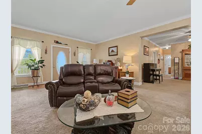 176 Chelsea Nix Lane, Hendersonville, NC 28792 - Photo 5