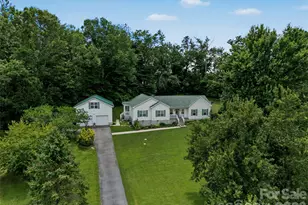 176 Chelsea Nix Ln, Hendersonville, NC 28792 - Photo 33