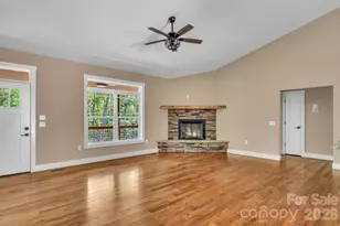 63 Abbey Ln, Hendersonville, NC 28739 - Photo 17