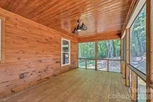 63 Abbey Ln, Hendersonville, NC 28739 - Photo 7