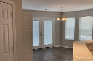 9112 Four Mile Crk Rd, Charlotte, NC 28277 - Photo 7
