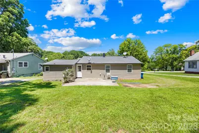 316 20th Avenue NE, Hickory, NC 28601 - Photo 23