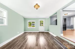 316 20th Ave NE, Hickory, NC 28601 - Photo 11