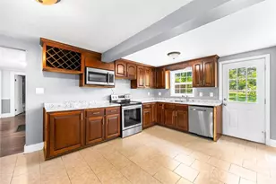 316 20th Ave NE, Hickory, NC 28601 - Photo 5