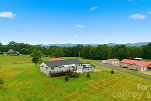 1127 Black Oak Ridge Rd, Taylorsville, NC 28681 - Photo 5