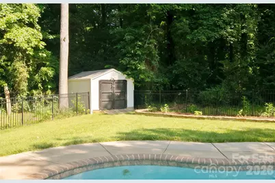 8301 Abercorn Lane, Charlotte, NC 28227 - Photo 43
