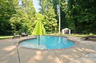 8301 Abercorn Ln, Charlotte, NC 28227 - Photo 39