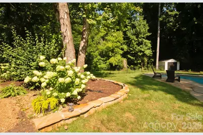 8301 Abercorn Lane, Charlotte, NC 28227 - Photo 37